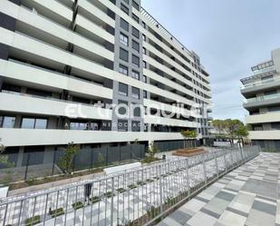 Exterior view of Flat to rent in Alcalá de Henares  with Air Conditioner, Terrace and Storage room