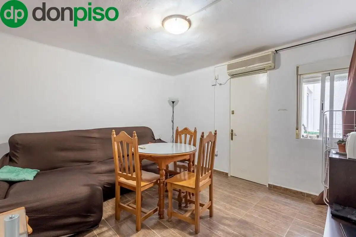 Wohnzimmer von Wohnung zum Verkauf in Granada
