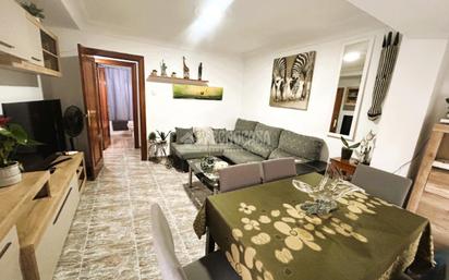 Sala d'estar de Pis en venda en  Valencia Capital amb Balcó
