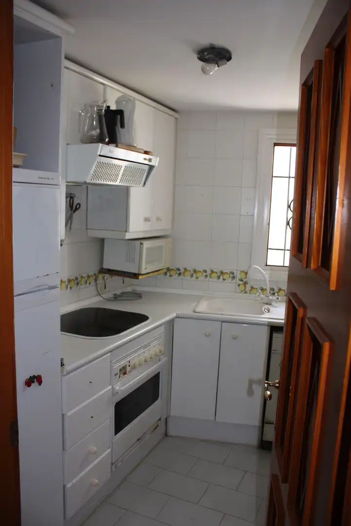Adossat amb terrassa en venda a San Pedro de Alcántara, imagen 4