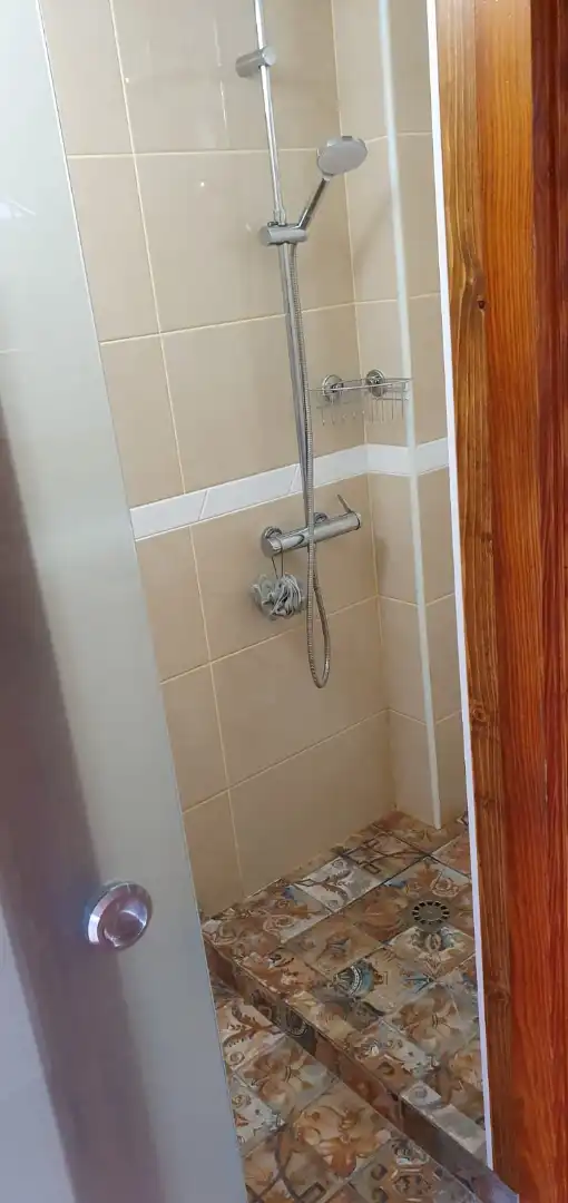 Baño de Apartamento en venta en San Cristóbal de la Laguna con Terraza, Horno y Lavadora