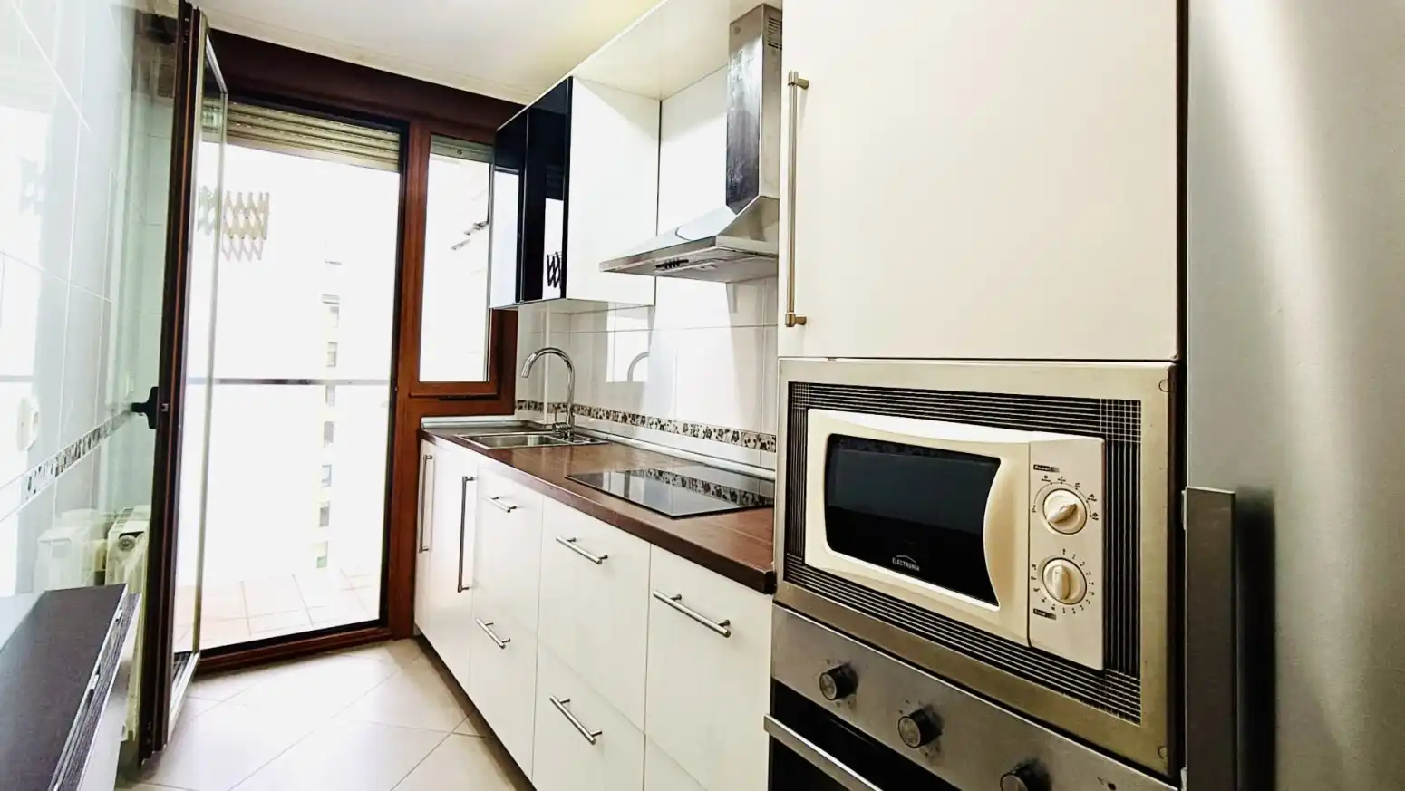 Küche von Wohnung zur Miete in El Astillero   mit Heizung, Parkett und Möbliert