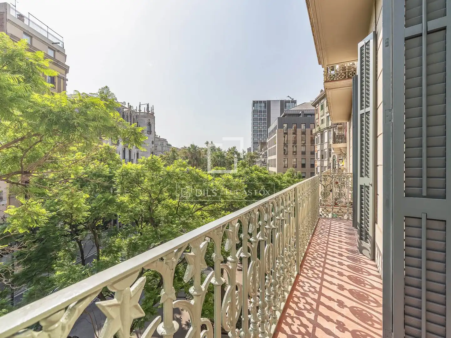 Vista exterior de Piso en venta en Barcelona con Aire acondicionado