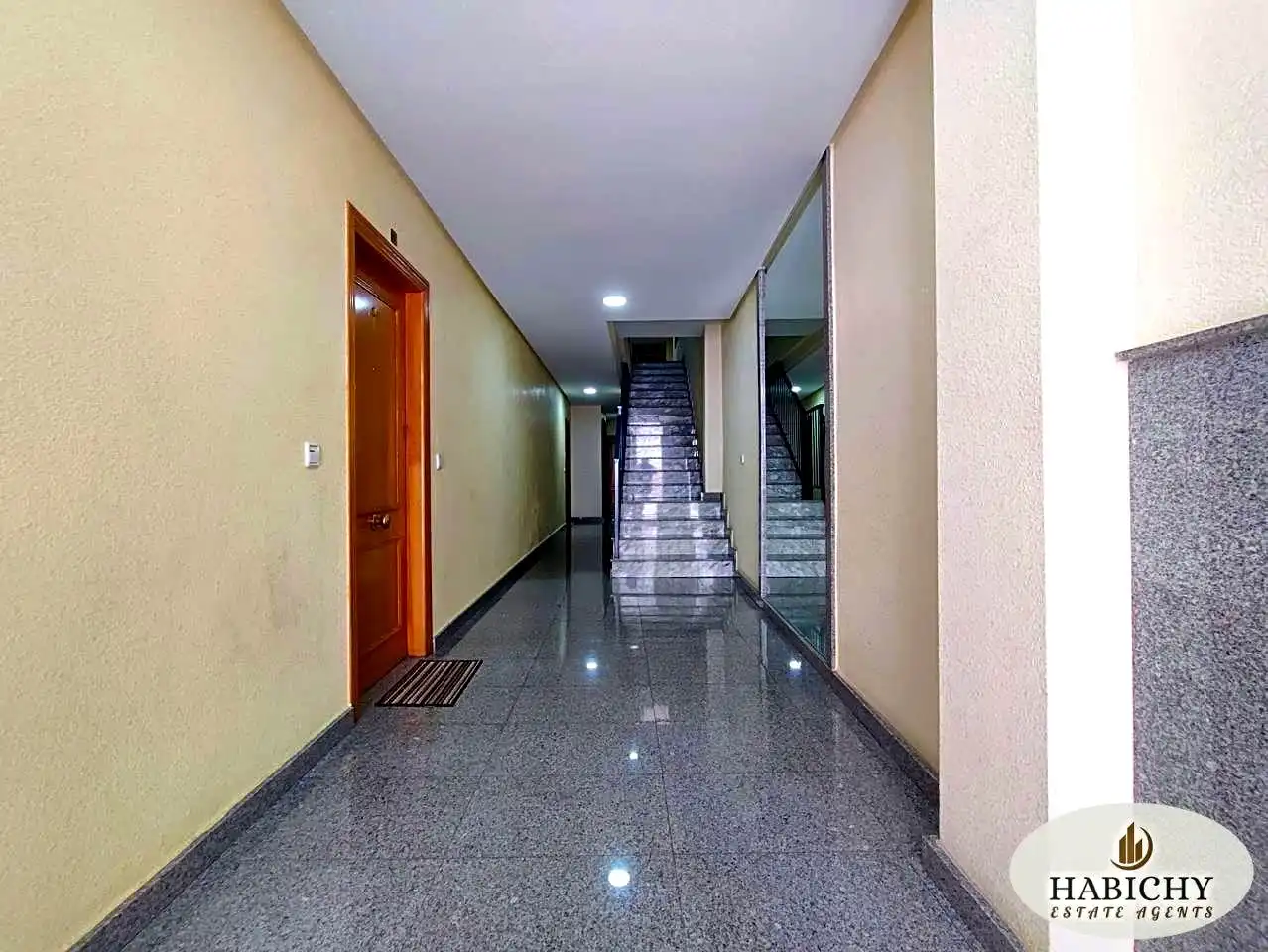 Attic for sale in Murcia  with Air Conditioner and Terrace