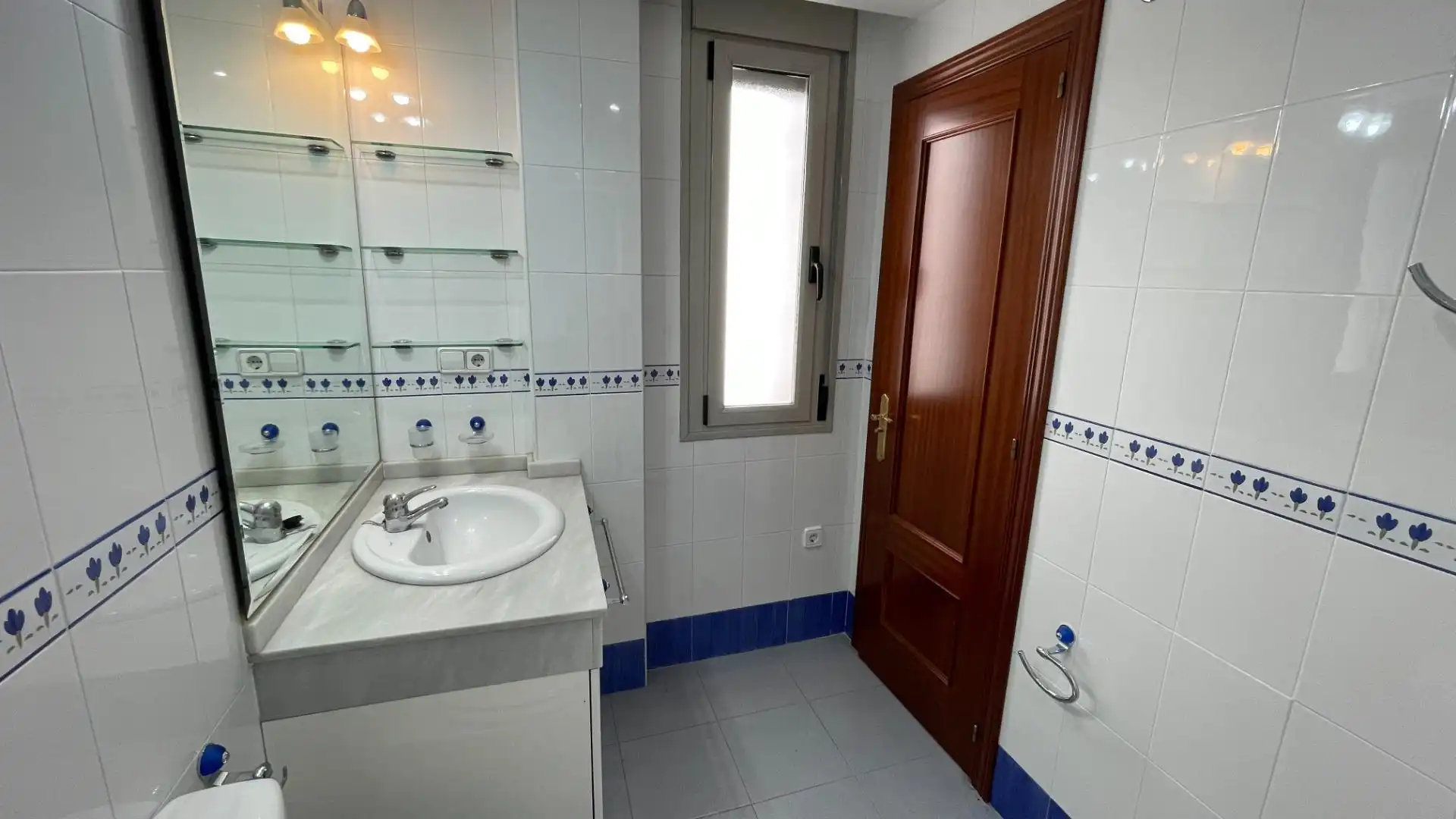 Badezimmer von Wohnung zum Verkauf in Córdoba mit Klimaanlage und Terrasse