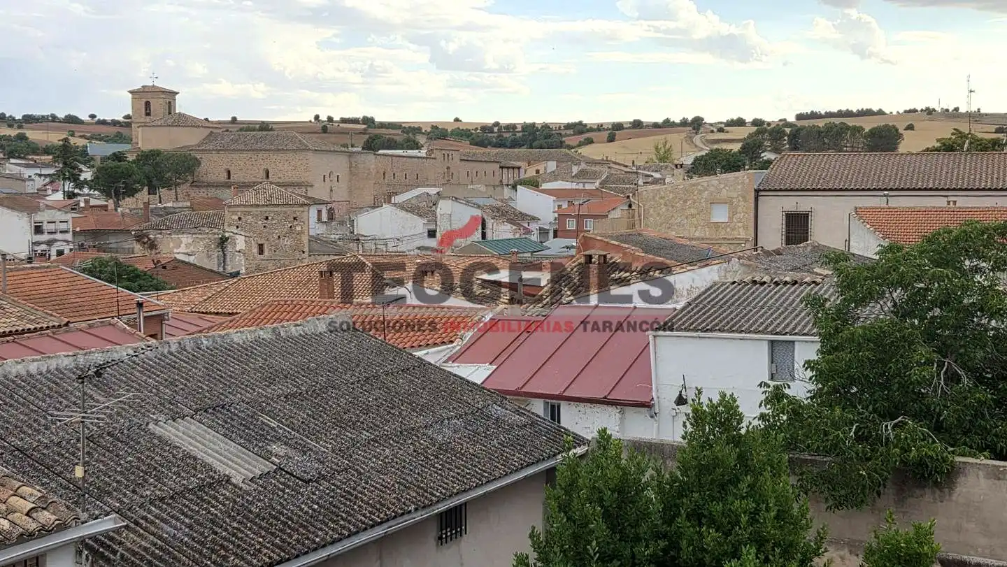 Exterior view of Houses for sale in Villarejo de Fuentes  with Terrace and Furnished