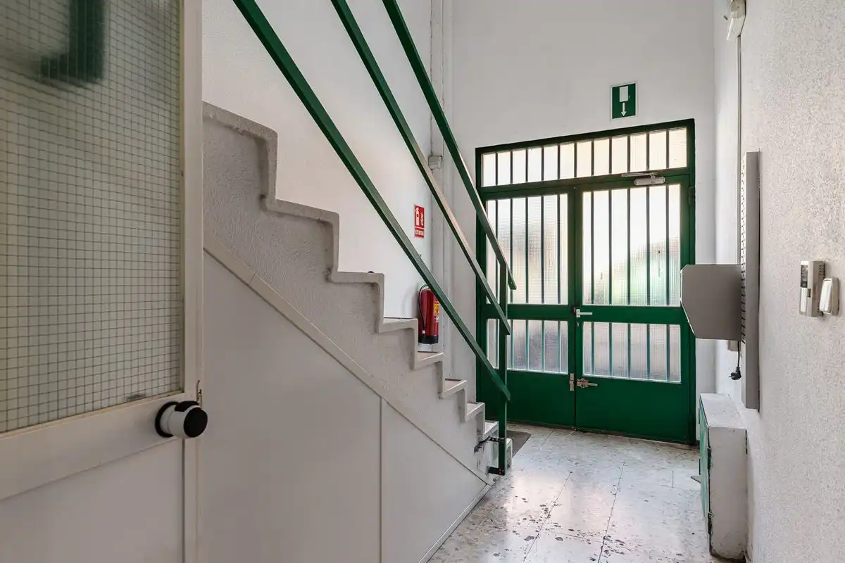 Business premises for sale in C. de Soria, imagen 30
