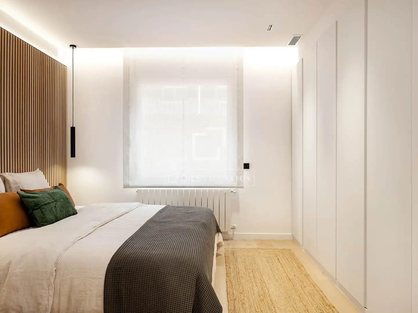 Bedroom of Flat for rent in Barcelona  with Air Conditioner, Heating and Parquet flooring