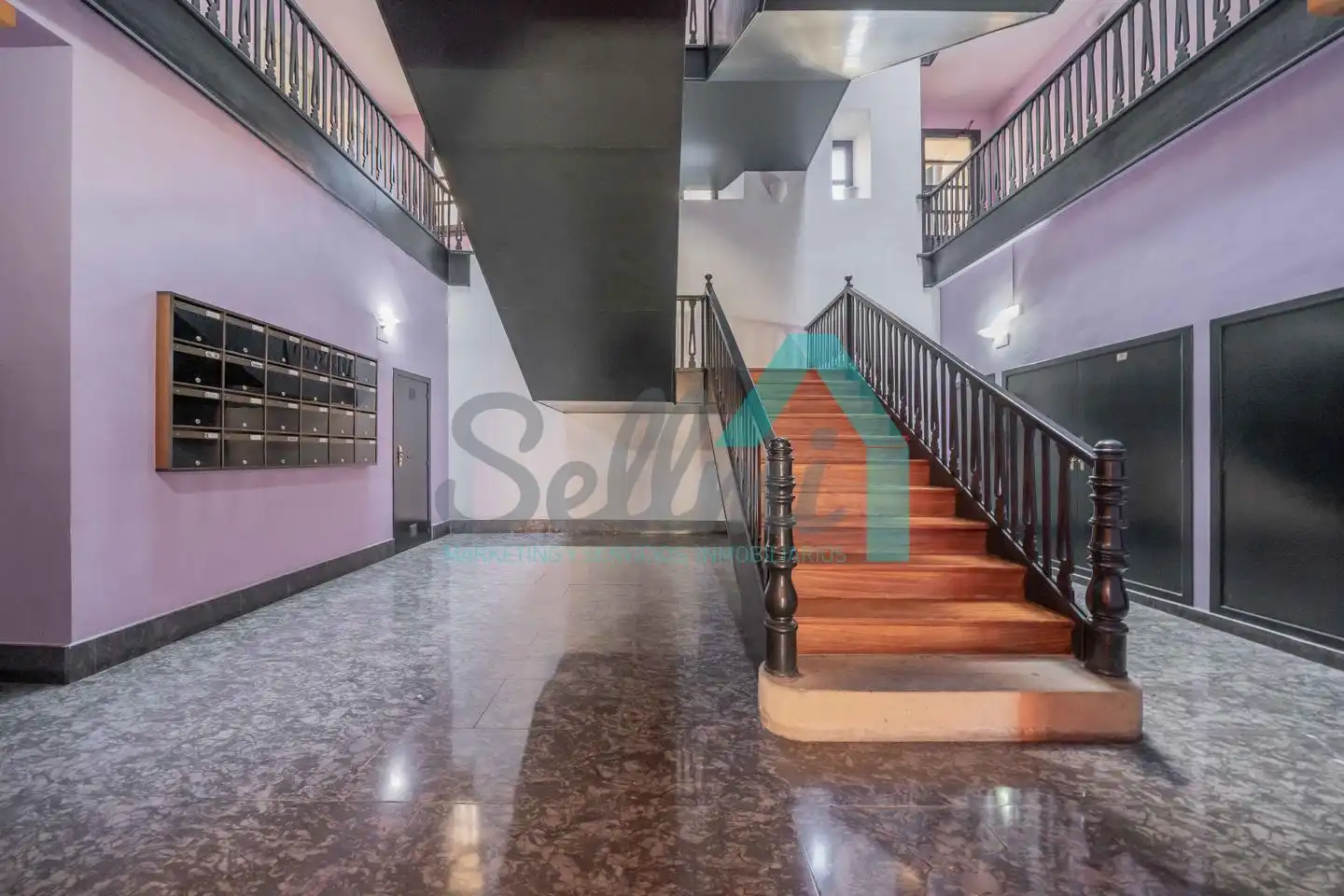 Study for rent in Oviedo   with Heating, Parquet flooring and Furnished