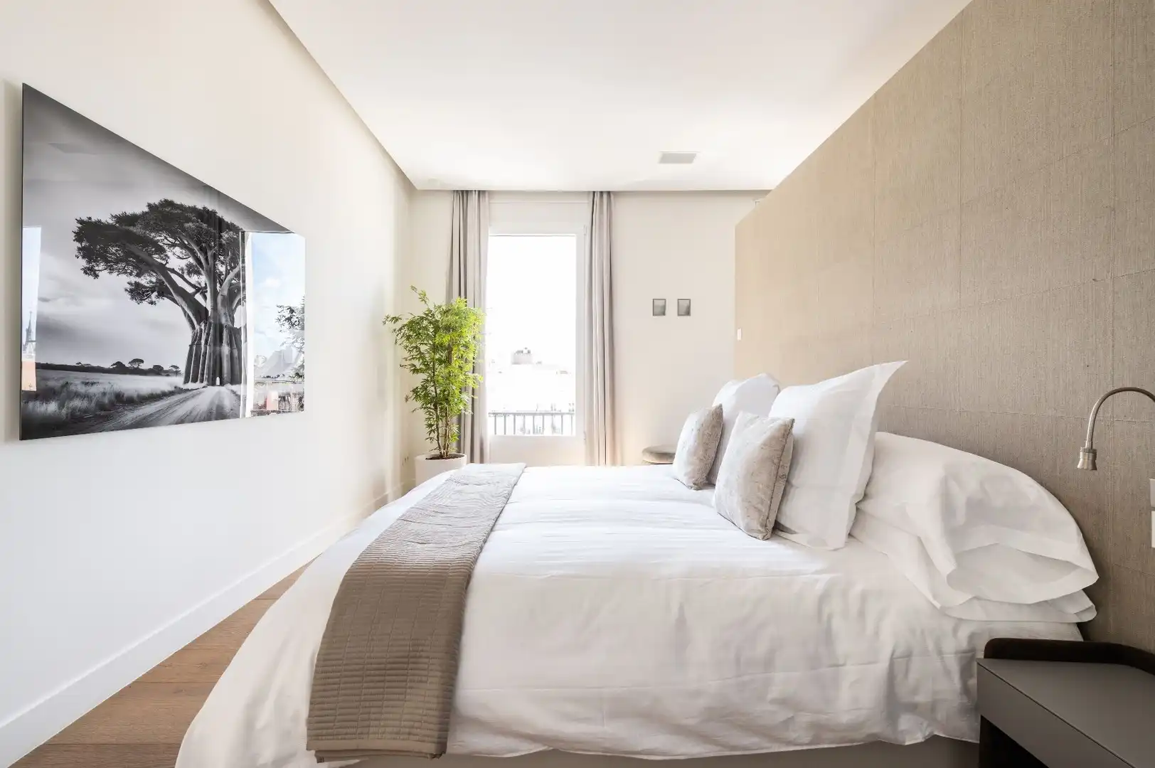 Bedroom of Attic for rent in Madrid  with Air Conditioner, Heating and Terrace