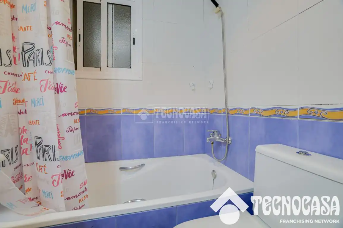 Baño de Piso en venta en Barcelona con Aire acondicionado y Calefacción