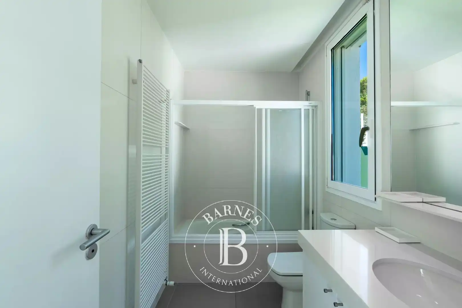 Badezimmer von Haus oder Chalet zum Verkauf in Sant Andreu de Llavaneres mit Klimaanlage, Heizung und Privatgarten