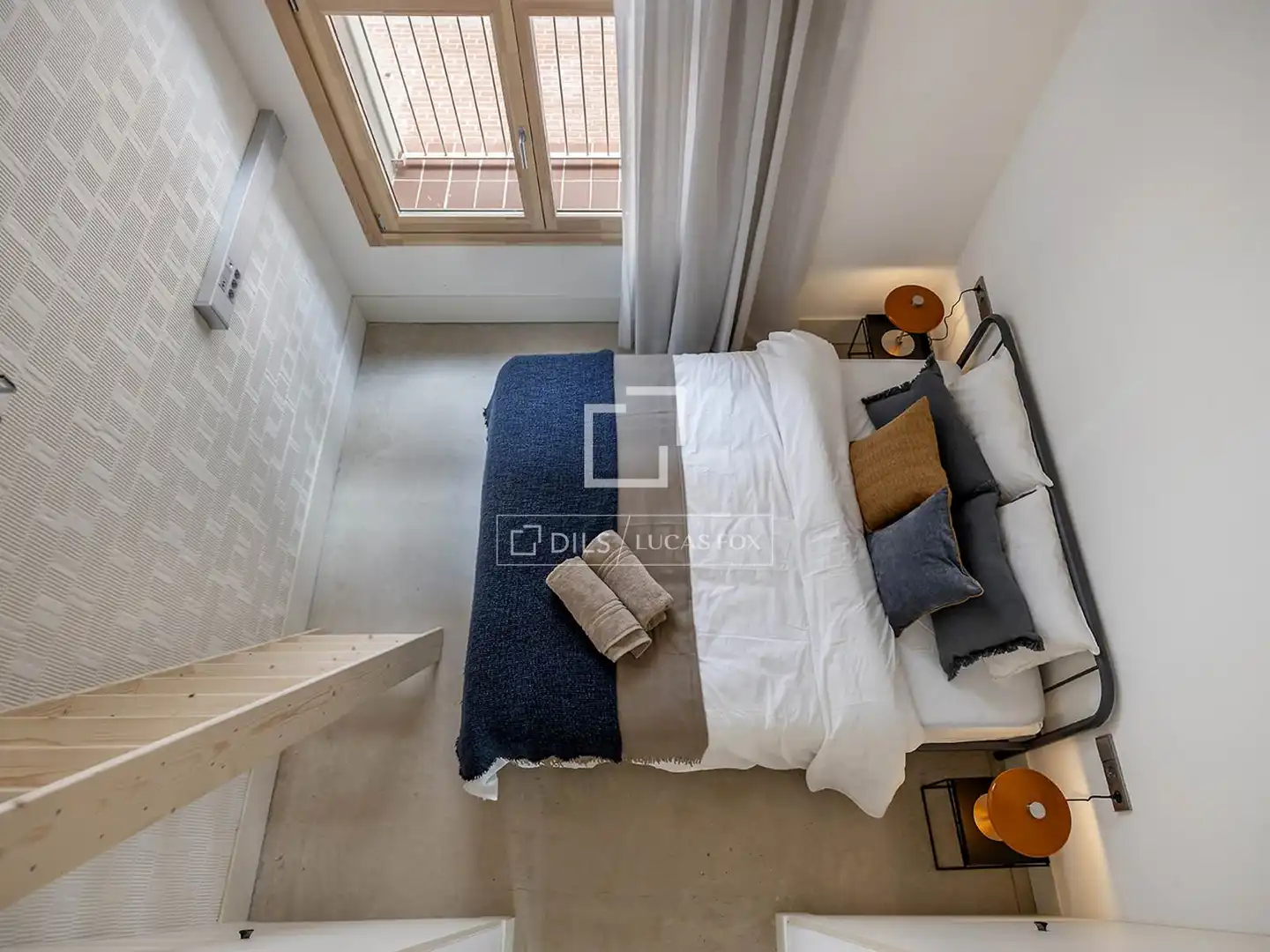 Dormitori de Loft de lloguer en Barcelona amb Aire condicionat, Calefacció i Parquet