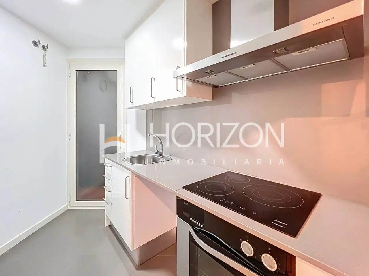 Cuina de Pis en venda en Barcelona amb Aire condicionat, Calefacció i Parquet
