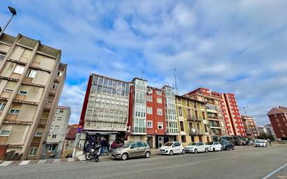 Vista exterior de Pis en venda en Santander