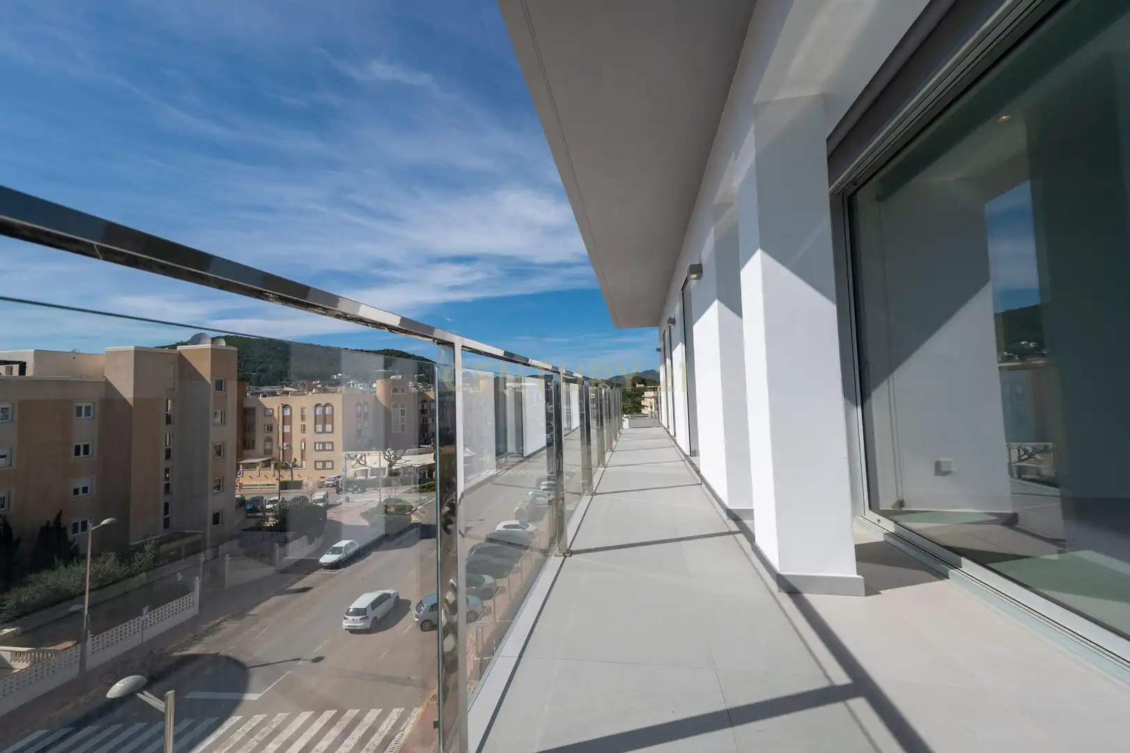 Terrasse von Wohnungen zur Miete in Santa Eulària des Riu mit Klimaanlage, Ofen und Waschmaschine