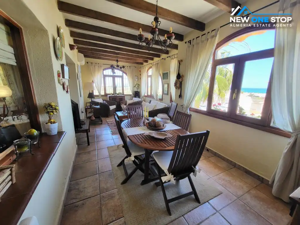 Comedor de Casa o chalet en venta en Mojácar con Aire acondicionado, Calefacción y Jardín privado