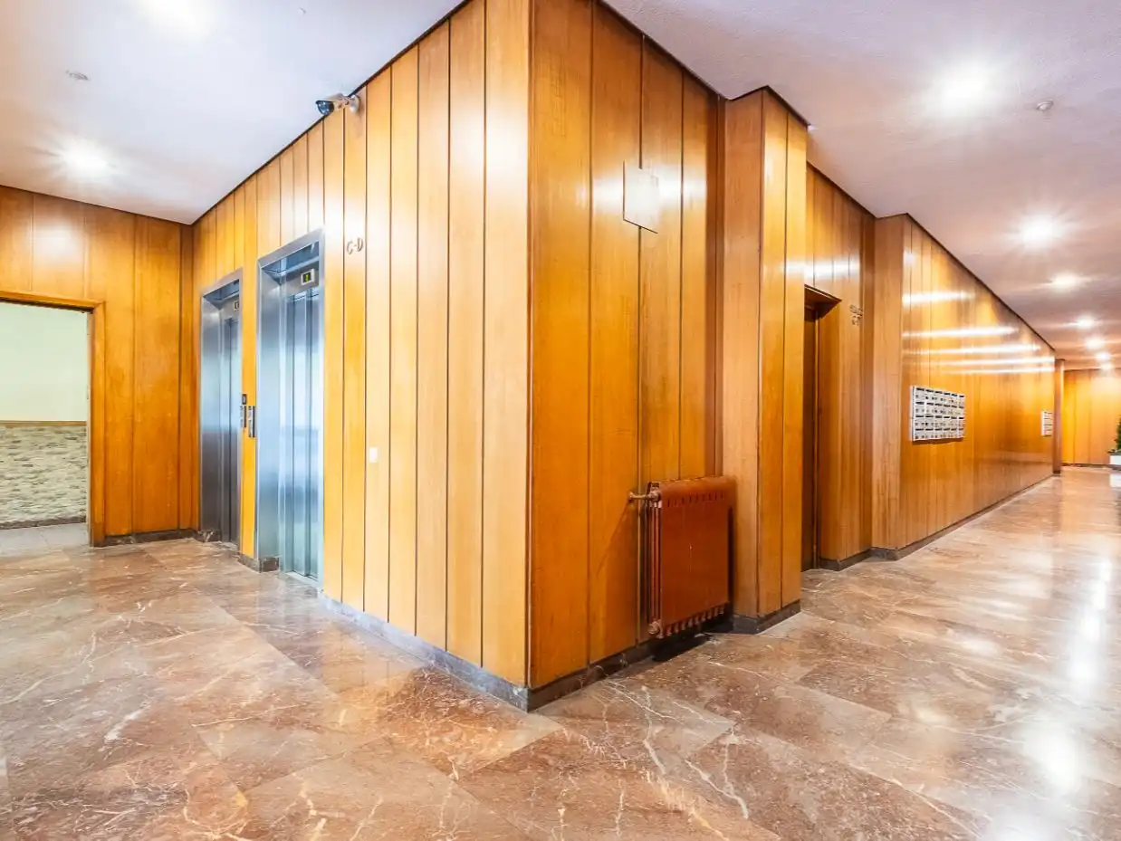 Piso en venta en  Madrid Capital con Terraza y Balcón