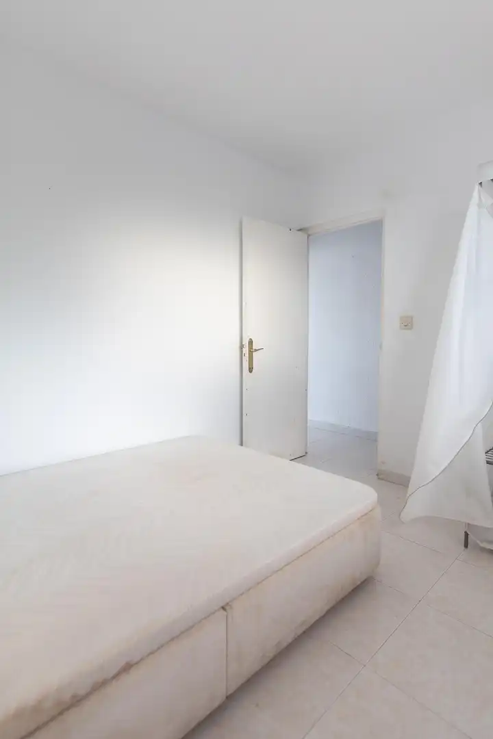 Dormitori de Apartament en venda en Benidorm amb Terrassa, Traster i Piscina comunitària