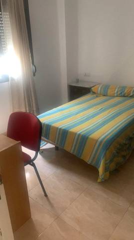 Piso en Alquiler en Calle Doctor Fernando Escobar, 8 en Plaza de Toros