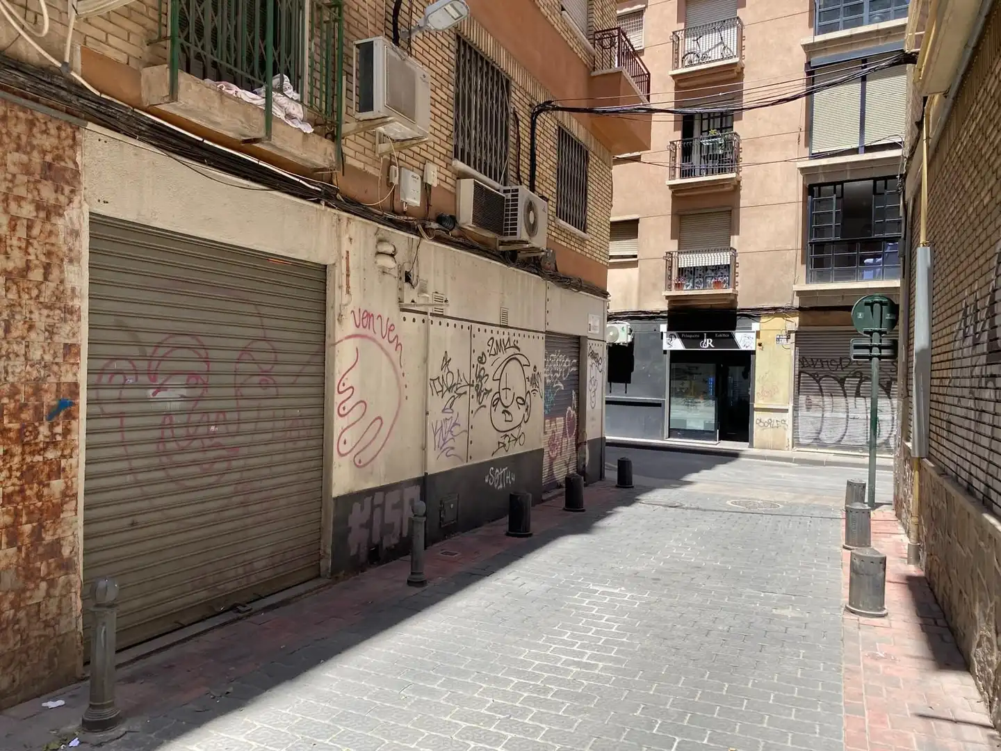 Vista exterior de Local en venta en Murcia