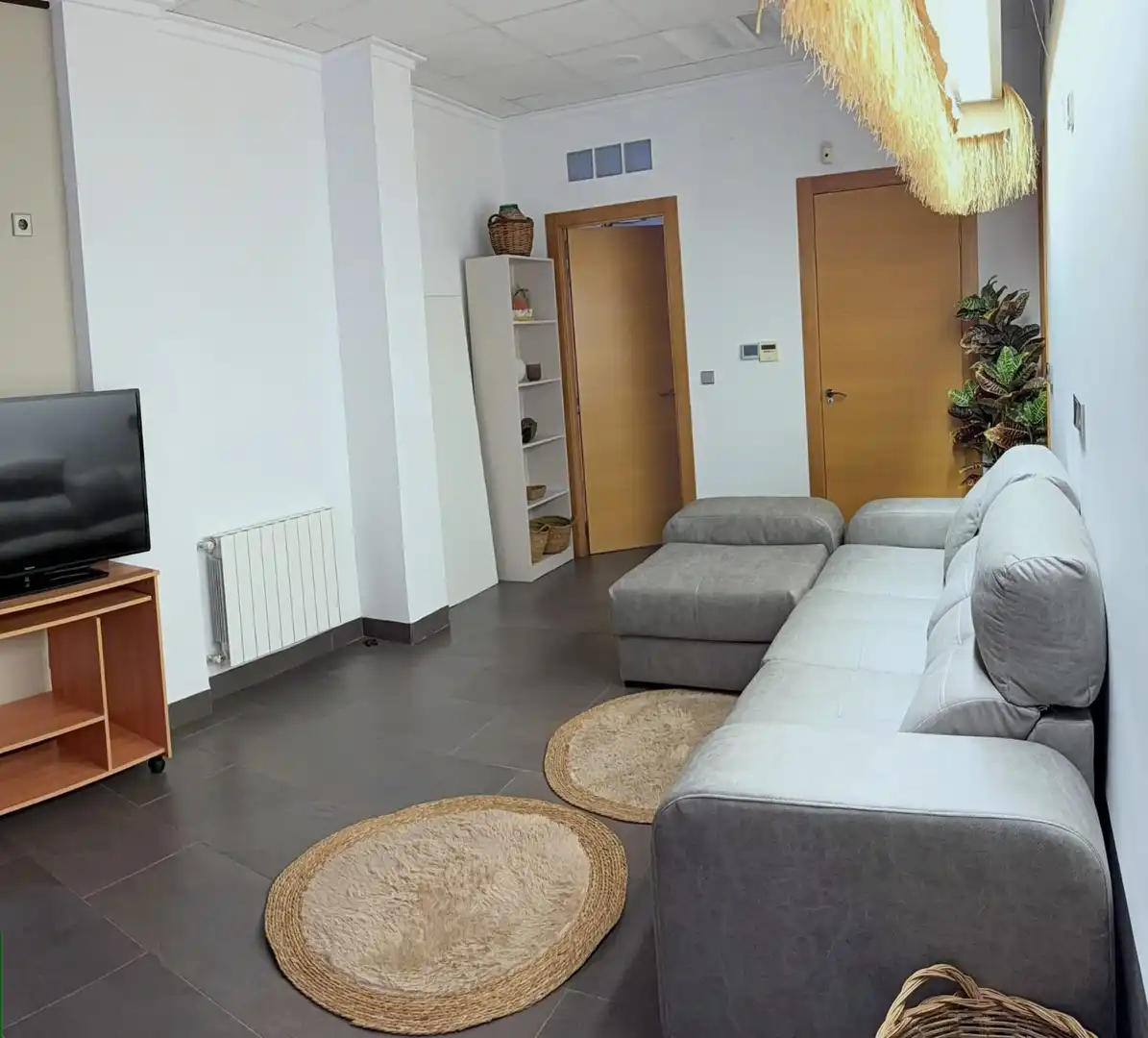 Ground floor for rent in Ador, Valencia