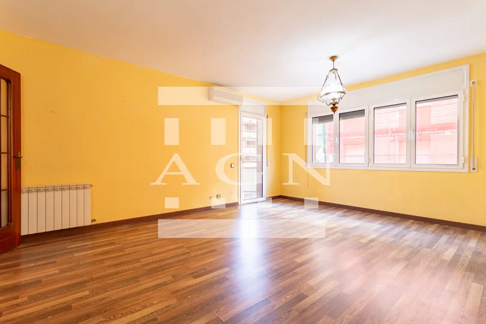 Wohnzimmer von Wohnung zum Verkauf in Cambrils mit Klimaanlage, Heizung und Parkett