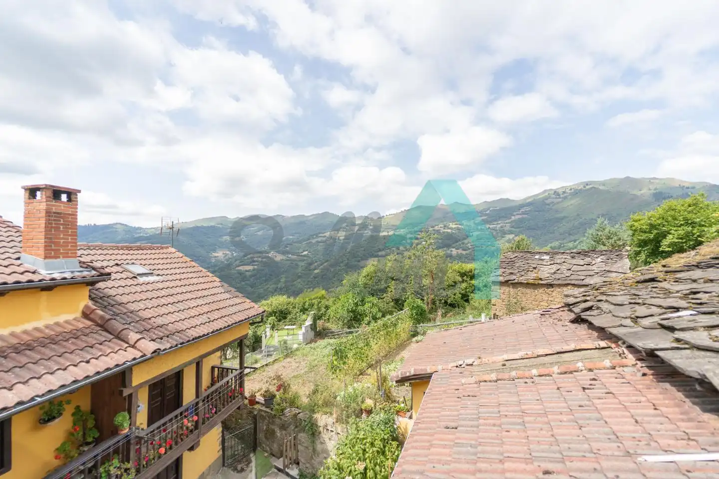Exterior view of Houses for sale in Aller  with Heating, Private garden and Terrace