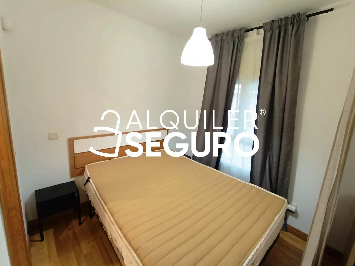 Habitación de Piso de alquiler en Leganés con Aire acondicionado, Calefacción y Amueblado