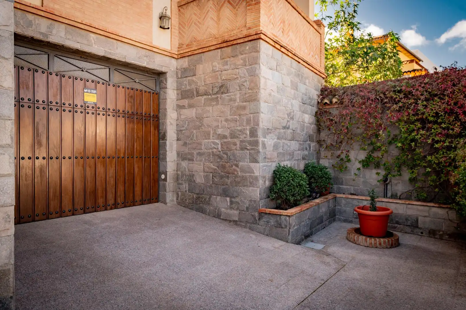 Vista exterior de Casa o xalet en venda en Antequera amb Aire condicionat, Terrassa i Traster