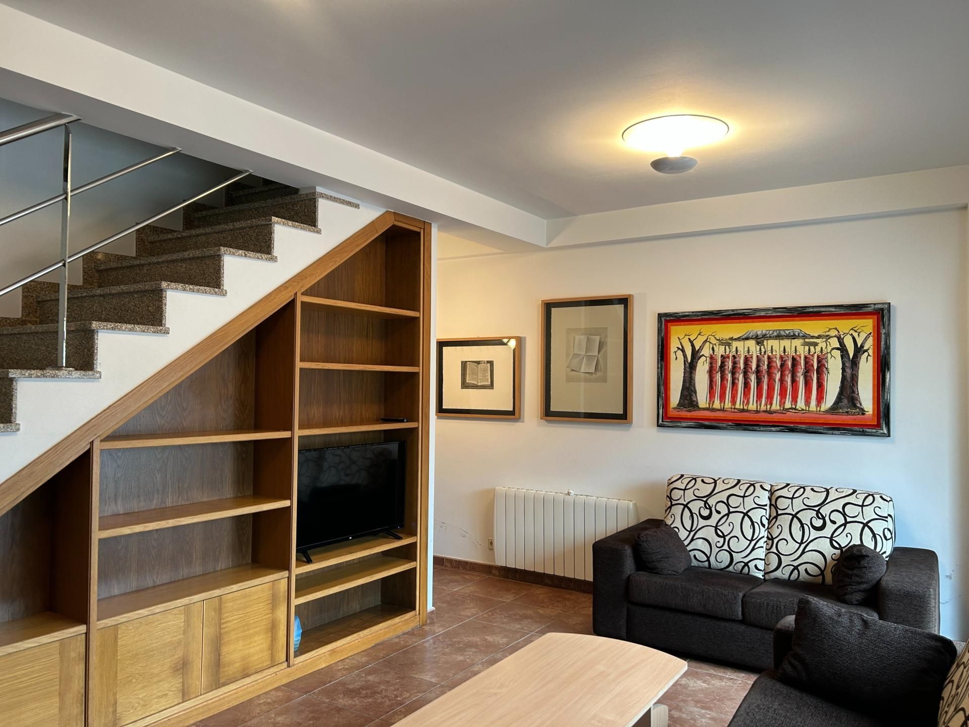 Sala d'estar de Dúplex en venda en Cangas  amb Terrassa