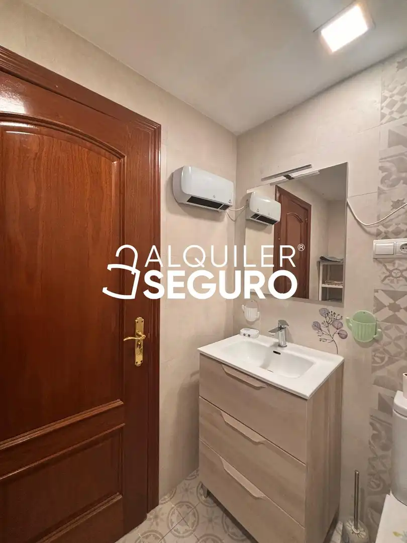 Flat for rent in del Puerto de Galapagar , Casco Histórico de Vallecas