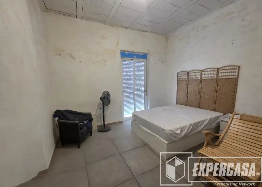 Dormitori de Casa adosada en venda en Alzira amb Aire condicionat i Terrassa