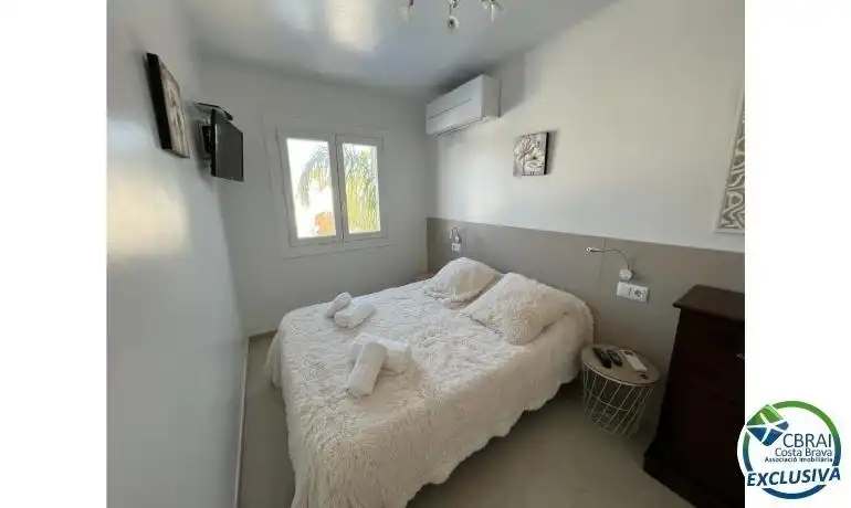 Casa amb piscina en venda a Carrer Carrer Falconera, imagen 9