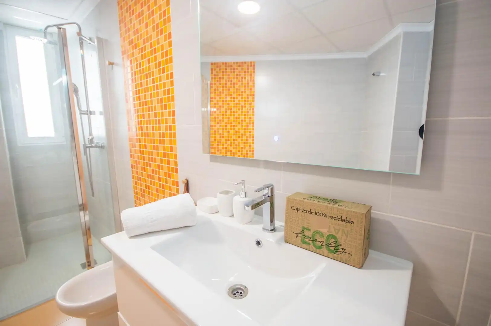 Badezimmer von Wohnung zum Verkauf in Biar mit Klimaanlage, Abstellraum und Möbliert