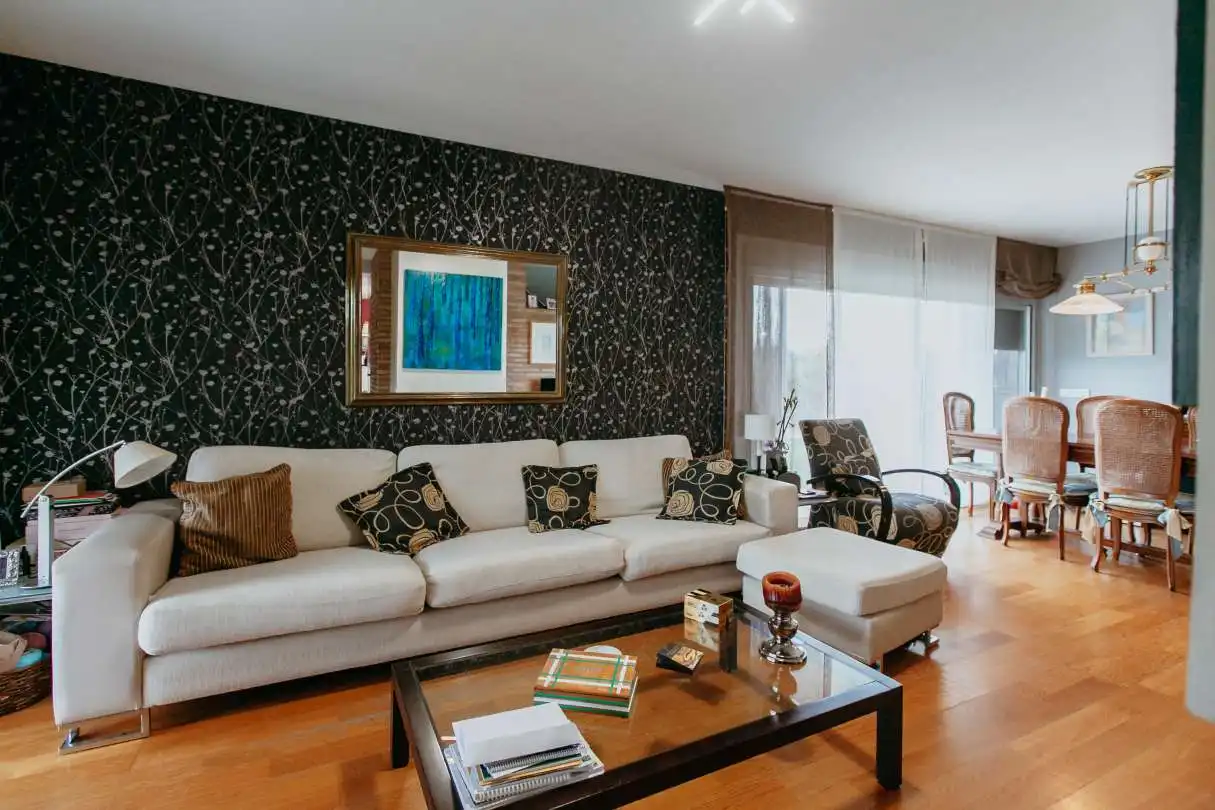 Sala de estar de Casa o chalet en venta en Huesca con Aire acondicionado, Calefacción y Jardín privado