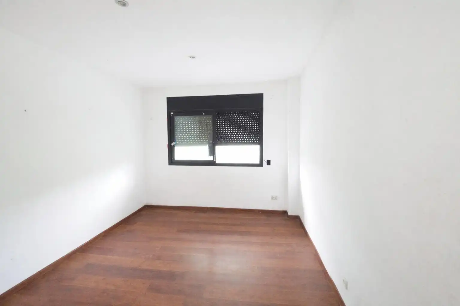 Dormitori de Casa o xalet en venda en Cabrils amb Jardí privat, Parquet i Piscina