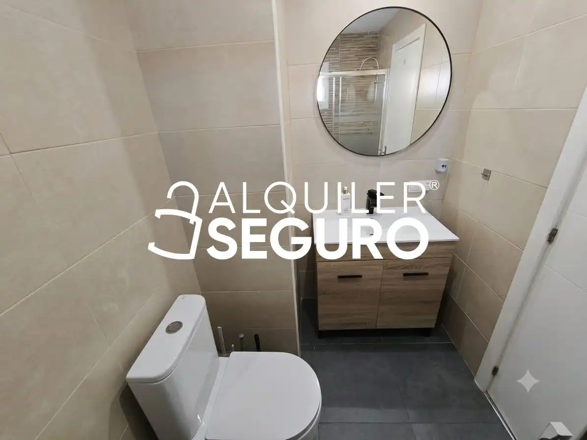 Bathroom of Study for rent in  Palma de Mallorca  with Furnished
