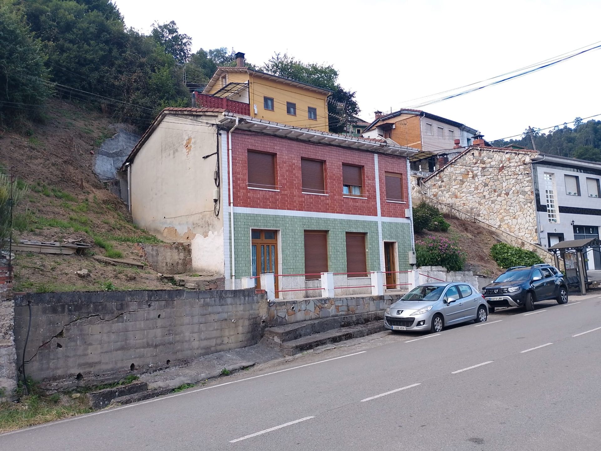 Exterior view of Country house for sale in San Martín del Rey Aurelio  with Heating, Parquet flooring and Storage room