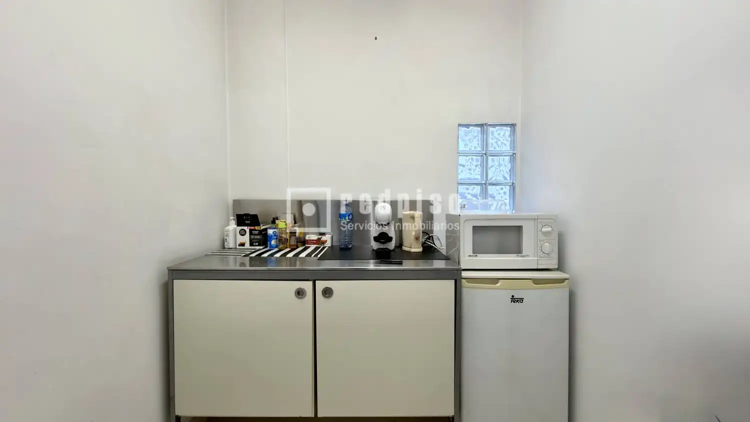 Cuina de Oficina en venda en Barcelona amb Aire condicionat
