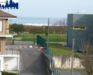 Vista exterior de Pis de lloguer en Noja amb Calefacció, Terrassa i Moblat