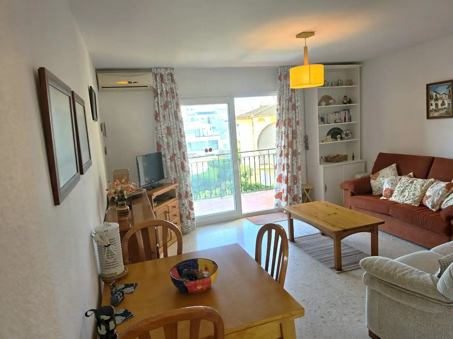Sala de estar de Apartamento en venta en Torremolinos con Aire acondicionado, Jardín privado y Terraza