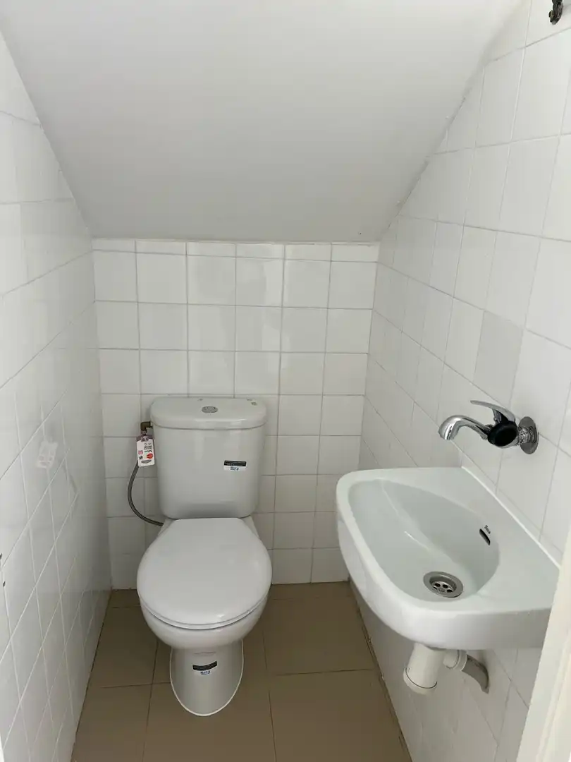 Business premises to rent in A Malata - Catabois - Ciudad Jardín, imagen 6