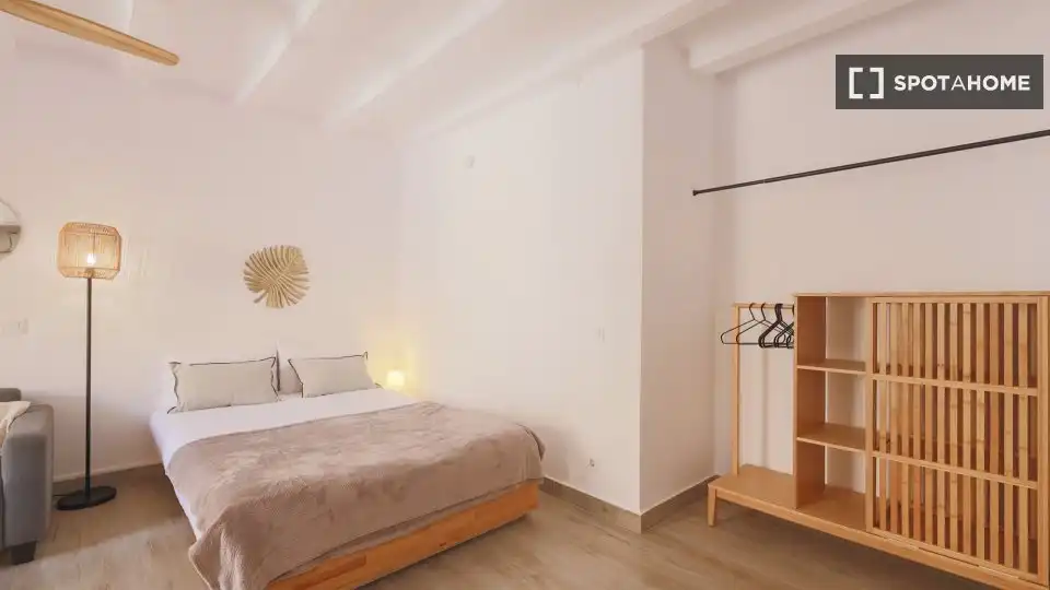 Piso de alquiler en El Raval