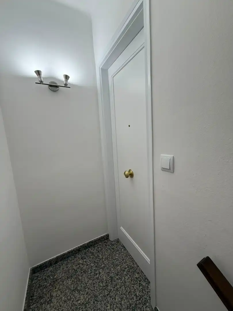 Casa adosada en venta en Torelló con Calefacción, Terraza y Balcón
