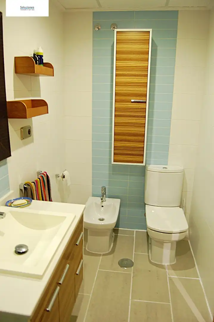 Badezimmer von Wohnungen zur Miete in Industria