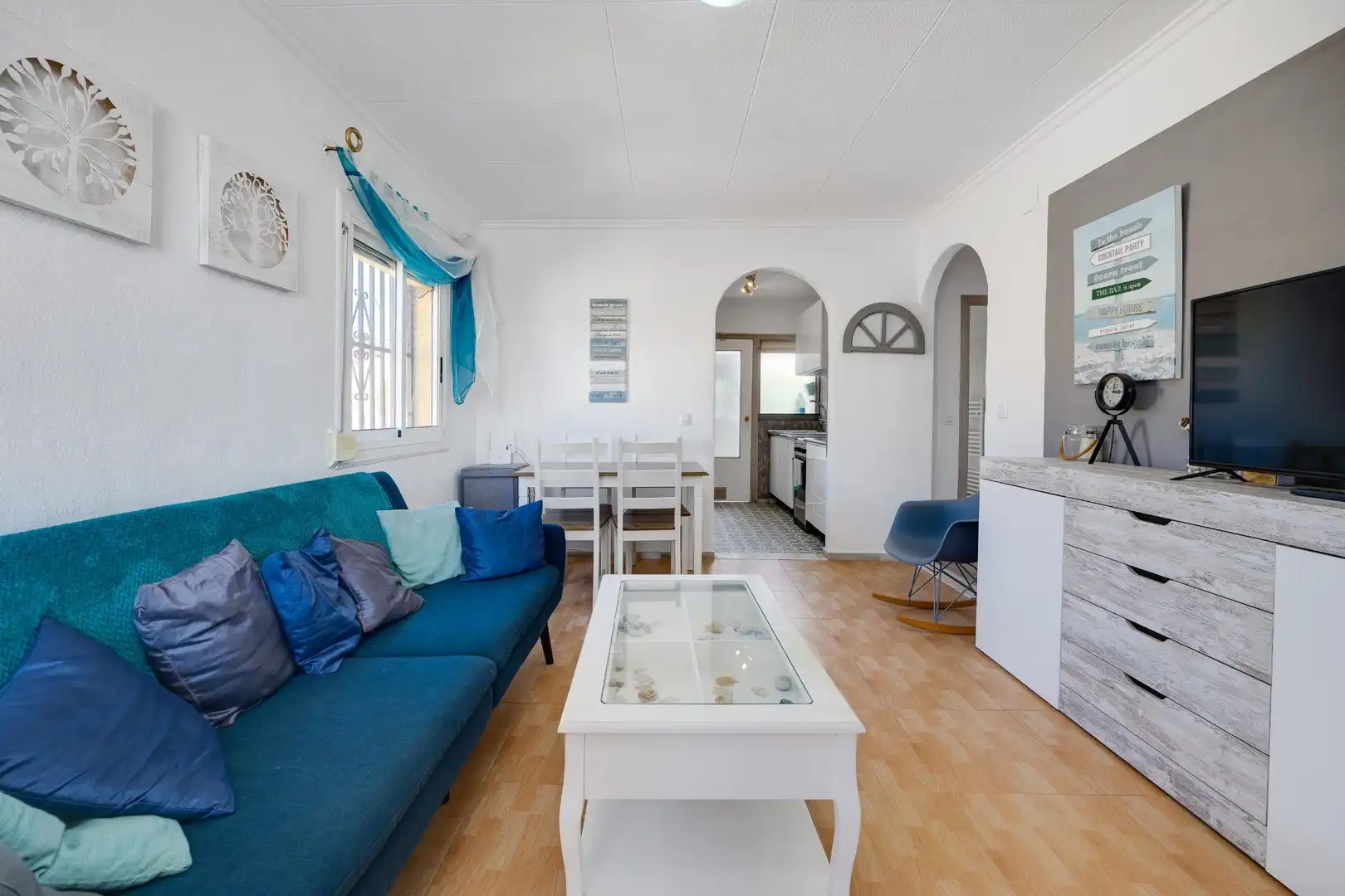 Sala de estar de Casa o chalet en venta en San Fulgencio con Aire acondicionado, Calefacción y Jardín privado
