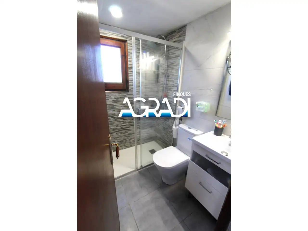 Houses for sale in Vallgorguina