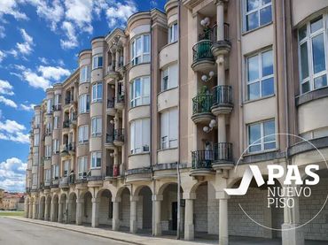 Appartamento con ascensore in affitto a Calle Roy Garcia de Santander