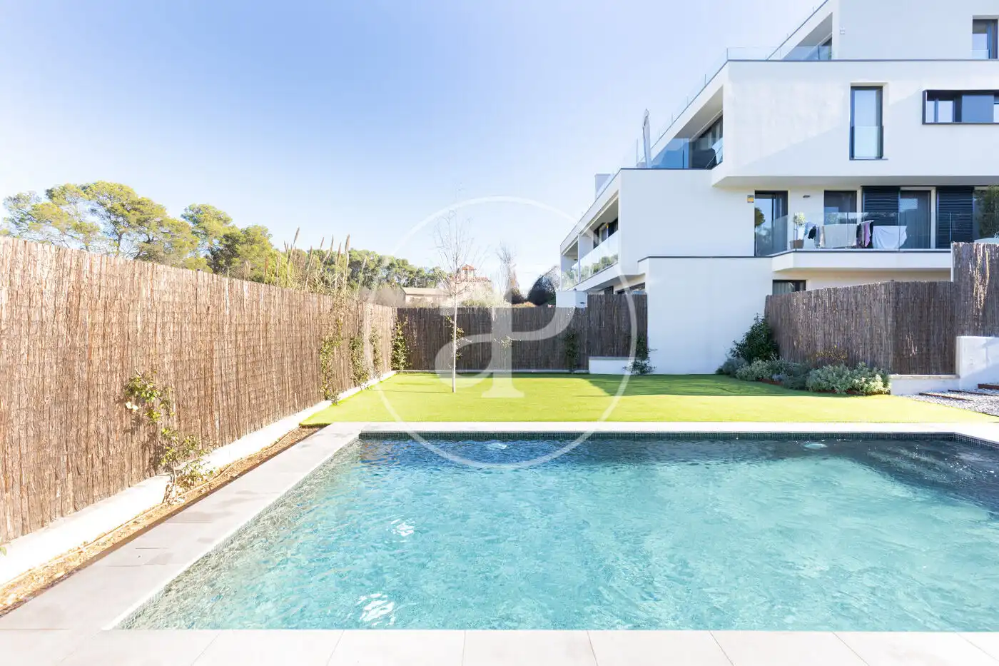 Swimming pool of Flat for rent in Cerdanyola del Vallès  with Air Conditioner, Heating and Terrace